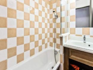 Apartment in Hautes-Alpes with Heated Pool Apartment in Provence-Alpes-Côte d'Azur