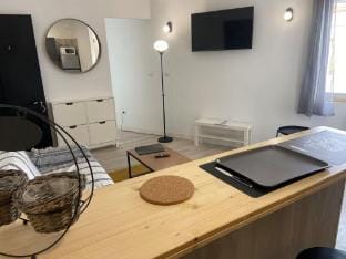Le Chaleureux - Charmant T2 proche m  tro Apartment in Toulouse