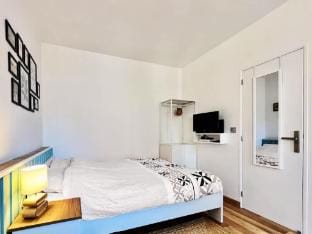 Le Joyeux - near Toulouse City Center   Tram Apartment in Toulouse