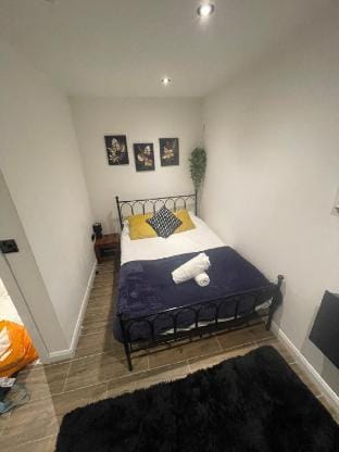 The Cotes Suite by Nestura Apartment in Loughborough