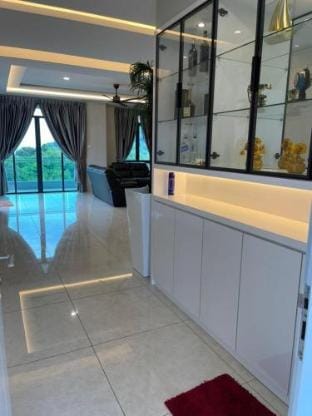 22 Penthouse by BRB, Airport View & 18 Pax Apartment in Bayan Lepas