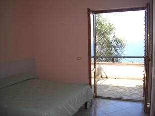 Cozy and sunny apartment overlooking the sea Villa Cecilia ap 2 Apartment in Campania