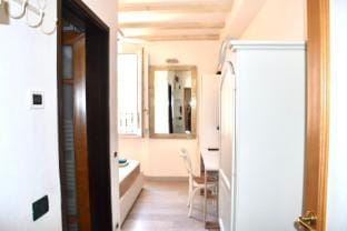 Mansarda Teatro Duse Bologna Centro  Apartment in Bologna