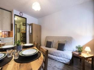 Studio in Pla dAdet near Gondola Apartment in Saint-Lary-Soulan