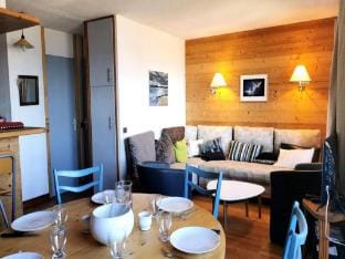 Residence Terrace for 8 people Apartment in Les Avanchers-Valmorel