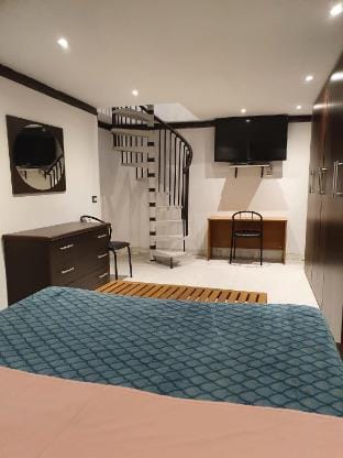 Appartamento accogliente vicino Metro 1 Apartment in Milan