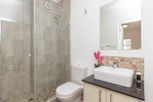 3 bedroom apartment in sandton city Apartment in Sandton