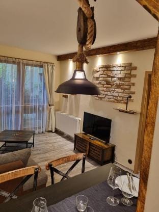 The Classic haven garden view Apartment in Budapest
