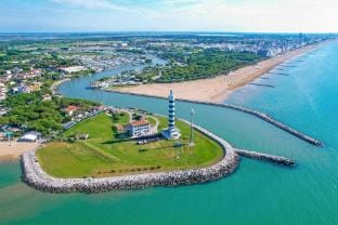 Studio with balcony and pool access Apartment in Lido di Jesolo