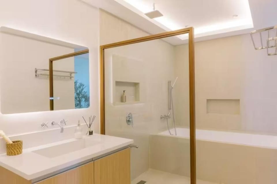 Palms La Union - King Suite Hotel in San Juan