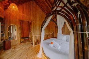 escape bamboo villa agung mountain karanasem  Chalet in Sidemen