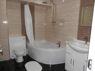 Travellers Hub Vacation rental in Hounslow