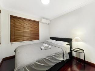 MetaWiseBnB | Cozy Shared Family Room 3 W Parking Vacation rental in Castle Hill