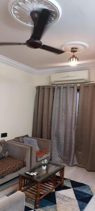 Ivy Link Palace 2BHK Oshiwara Vacation rental in Mumbai