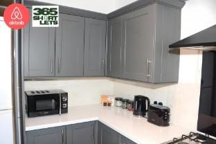 Palmers Green | Mon - Fri | Black Friday Deals Vacation rental in London