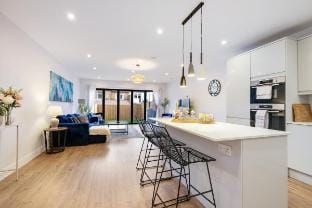 Luxurious five bedroom house Vacation rental in Croydon