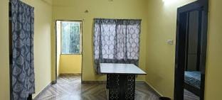 Two bhk flat non-ac airport Vacation rental in Visakhapatnam