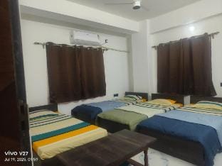 Aarvi's Self Service Homestay AC Room Free wifi Vacation rental in West Bengal