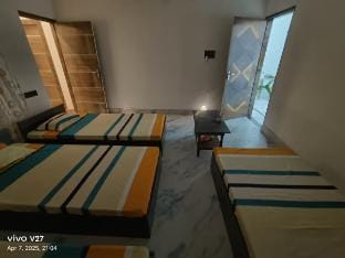 Aarvi's Homestay Entire Apartment AC Room wifi Vacation rental in West Bengal