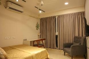 Ekansh: A Premium Studio by Stay Haven Vacation rental in Pune