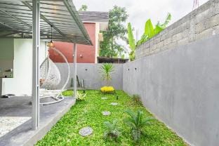 Omah Tentrem Bantul Homestay Vacation rental in Special Region of Yogyakarta