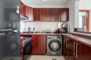 Chic 1BR w Pool, Sauna & Steam Room Access Vacation rental in Dubai