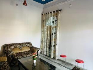 Dev Bhoomi Homestay- 2BHK Ground Floor in Dehradun Vacation rental in Dehradun