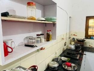 Dev Bhoomi Homestay- 2BHK Ground Floor in Dehradun Vacation rental in Dehradun