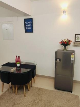 Spacious 2BHK Apartment near Airport • RELA Vacation rental in Chennai