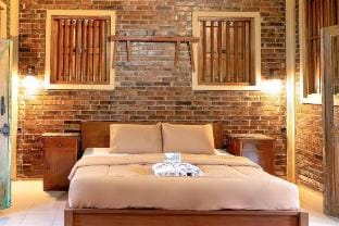 Standard cottage joglo lesung Vacation rental in Yogyakarta