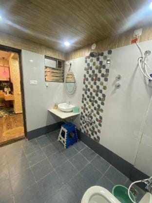 SAJ motel  Vacation rental in Karnataka