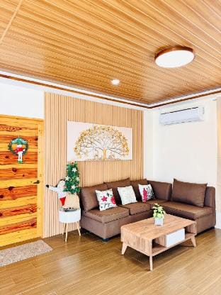 Dylan’s Penthouse Vacation rental in La Union