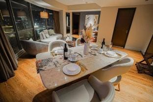 1BR Panorama Suite | Novotel Tower at Acqua Vacation rental in Manila City