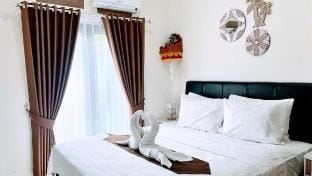 House Pudak Sari Kampial For Rent Monthly  Vacation rental in Kuta Selatan