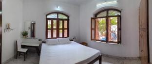 Family Suite with Two Bedrooms and Shared Bathroom Vacation rental in India