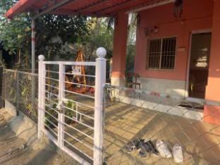 Golden Wave Cottage Vacation rental in Maharashtra