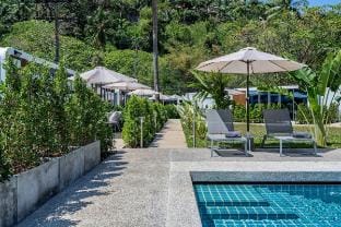 Apple House Phuket Premium Stay • Terrace + Pool, Beach Access Vacation rental in Choeng Thale