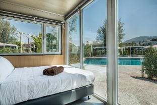 Apple House • Beach, Pool & Breakfast Stay + Cozy Vacation rental in Choeng Thale