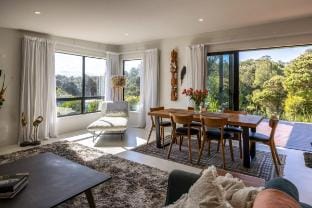 Haven on Queens - Executive Island Living Vacation rental in Auckland Region