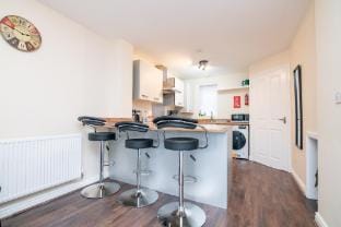 Cosy Two Bedroom House with Driveway Parking and Garden Vacation rental in Wolverhampton