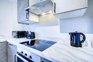 2Bd Flat l M40 nearby l Free Parking l Free Wifi Vacation rental in High Wycombe