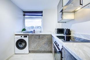 2Bd Flat l M40 nearby l Free Parking l Free Wifi Vacation rental in High Wycombe