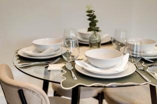 5 min to station l M23 & A23 l Whitgift Shopping Vacation rental in Croydon