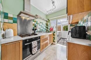 Spacious 3 bd Garden M25, Free Parking,Bluewater Vacation rental in Dartford