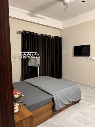 The Serene Stay: Gather-Curate-Love Vacation rental in India