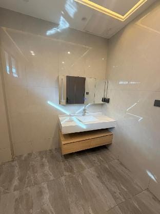 Highland Luxe Villa 03. Your Private luxury villa Vacation rental in Angeles
