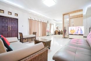 Griya Demangan Homestay Jogja Vacation rental in Yogyakarta