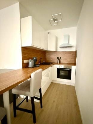 Cozy studio in the center for 2 people Vacation rental in Liège