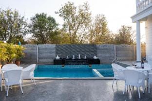 Berlin Villa 6BR Farm Private Pool by Homeyhuts Vacation rental in Hyderabad