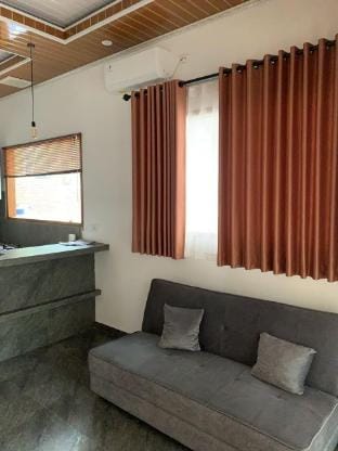 Rixxx guesthouse and Banana homestay Vacation rental in Pujut